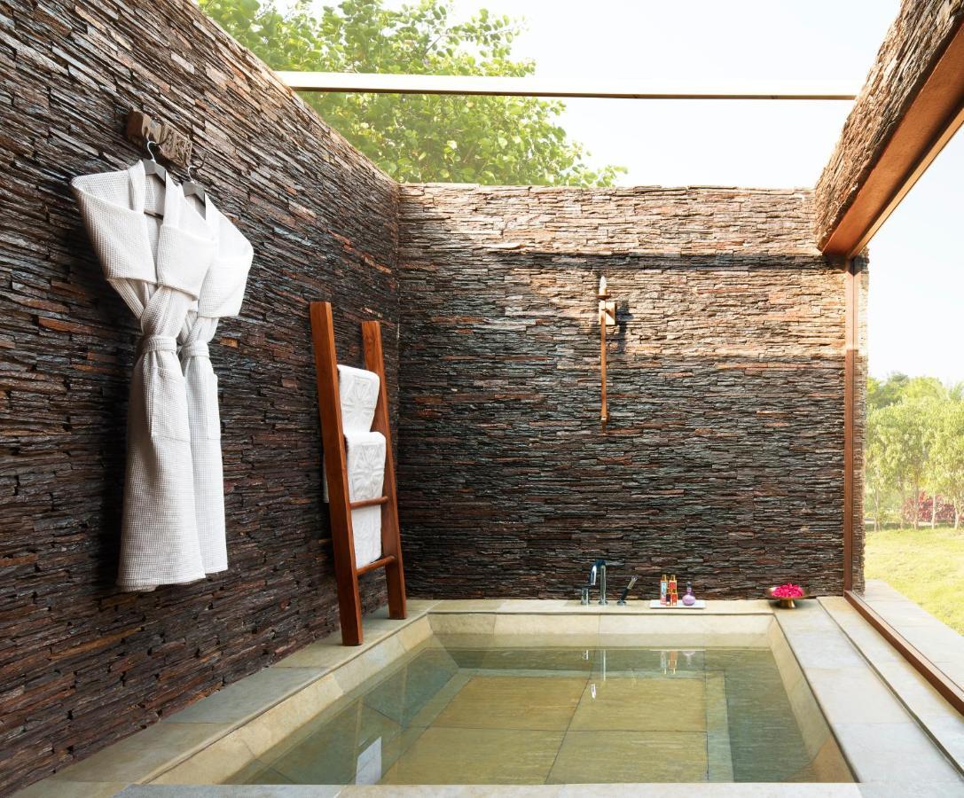 Taj Aravali Resort & Spa אודייפור מראה חיצוני תמונה